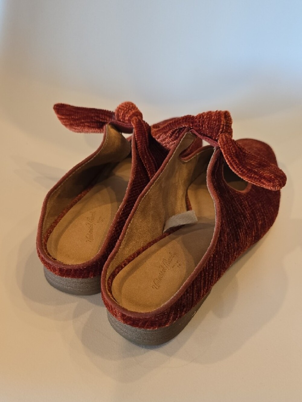 Universal Thread Angelica Mules Rust Orange Velvet Fabric Knot Bow Flats shoes - Picture 8 of 10